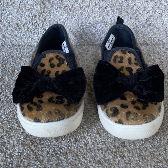 Leopard print slip-ons w/ velvet bow - Picture 3 of 5